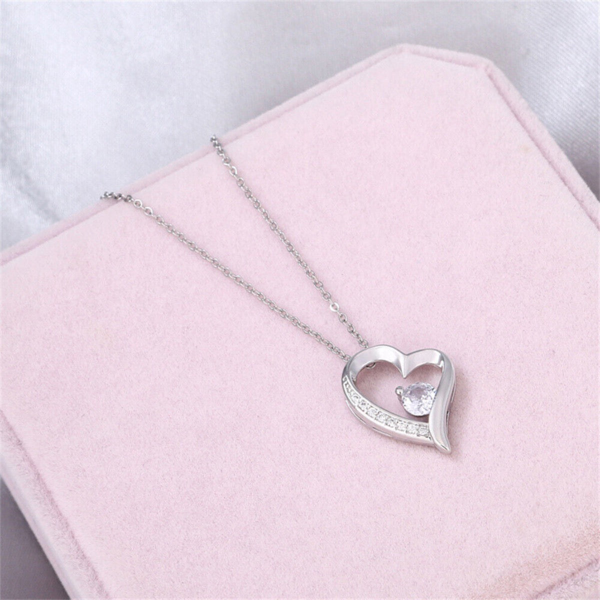 Stunning Heart Necklace 