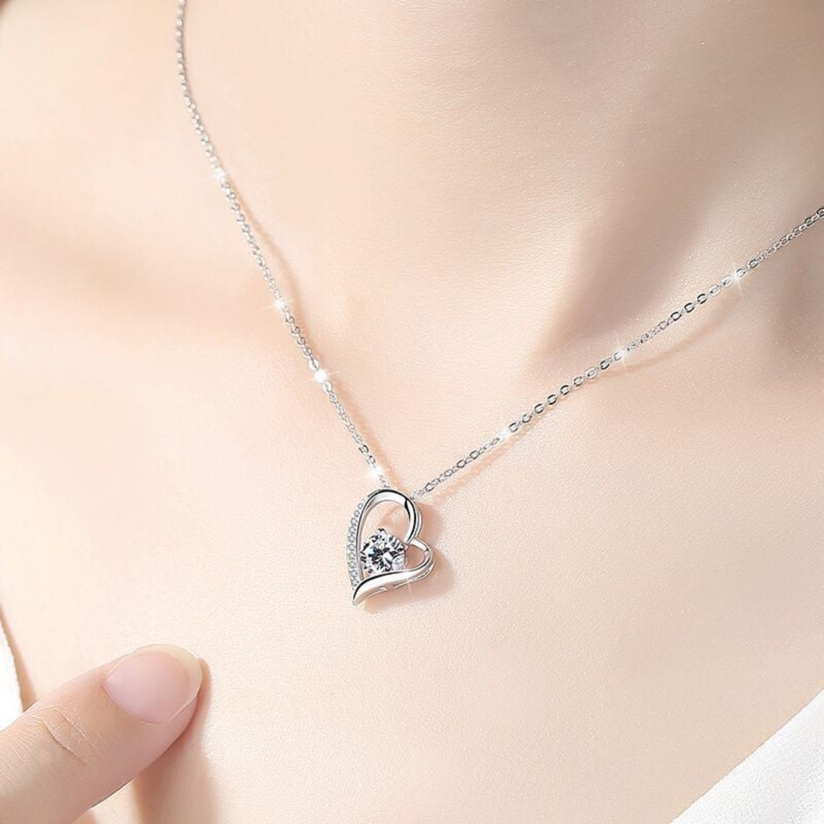 Stunning Heart Necklace 